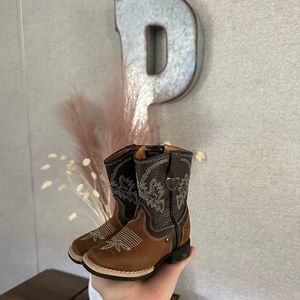 Infants, size 5 Caretta Boots. Worn twice!